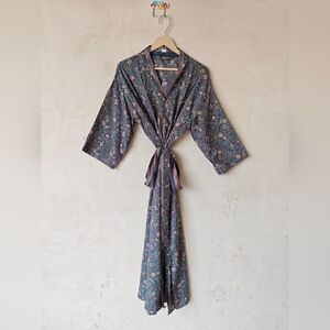 Elegant flowy kimono